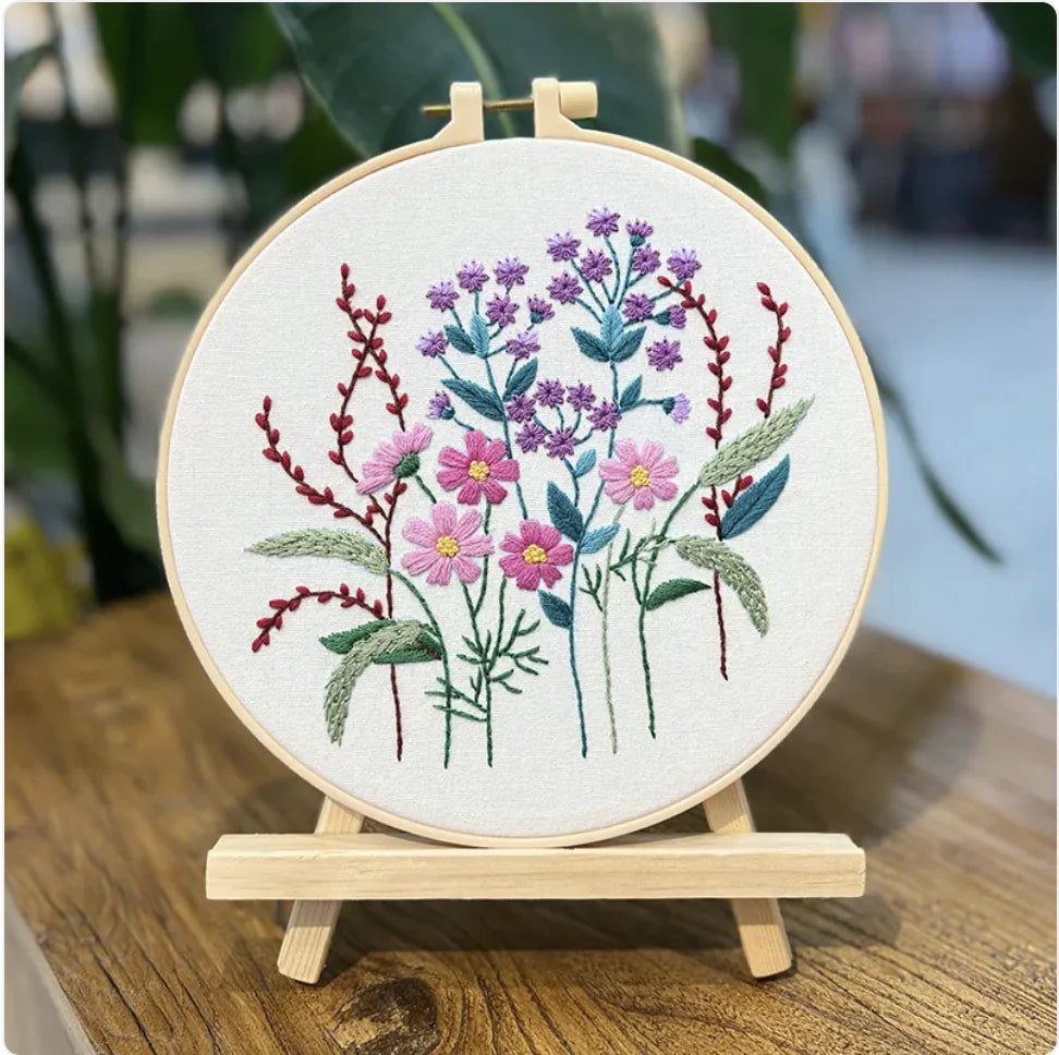 🧵 DIY Beginner Embroidery Kit – Dreamscape Series (10 Artistic Variants)
