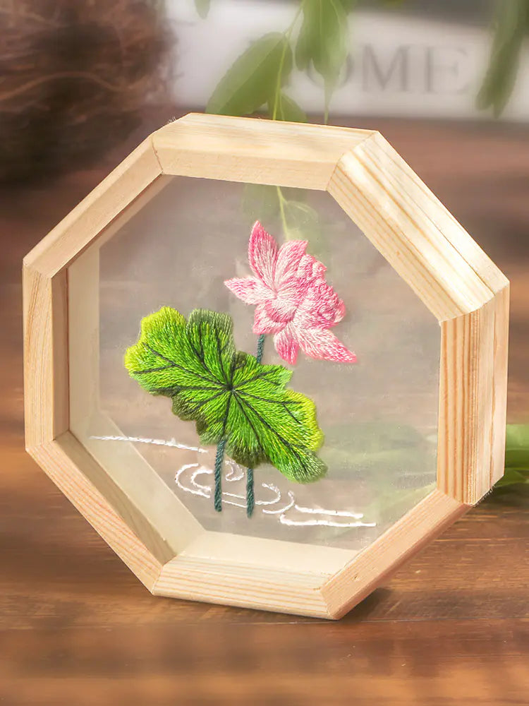 🪡 Chinese DIY Embroidery Kit – Elegant Cross‑Stitch Set with Wooden Hoop (5 Color Options)