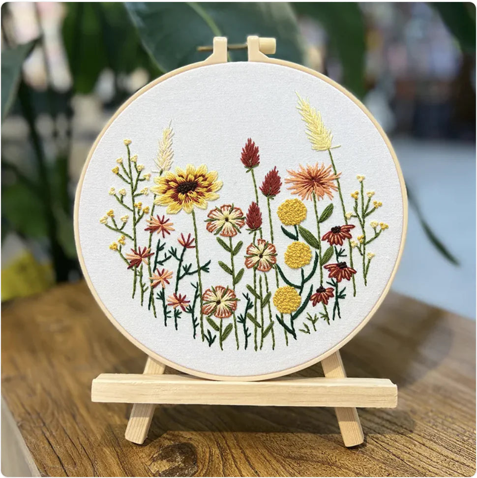 🧵 DIY Beginner Embroidery Kit – Dreamscape Series (10 Artistic Variants)