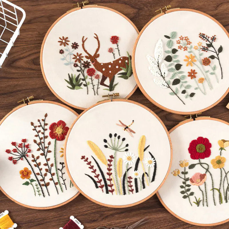 🪡 Beginner Embroidery Kit – Charming Deer Design (Complete DIY Set)