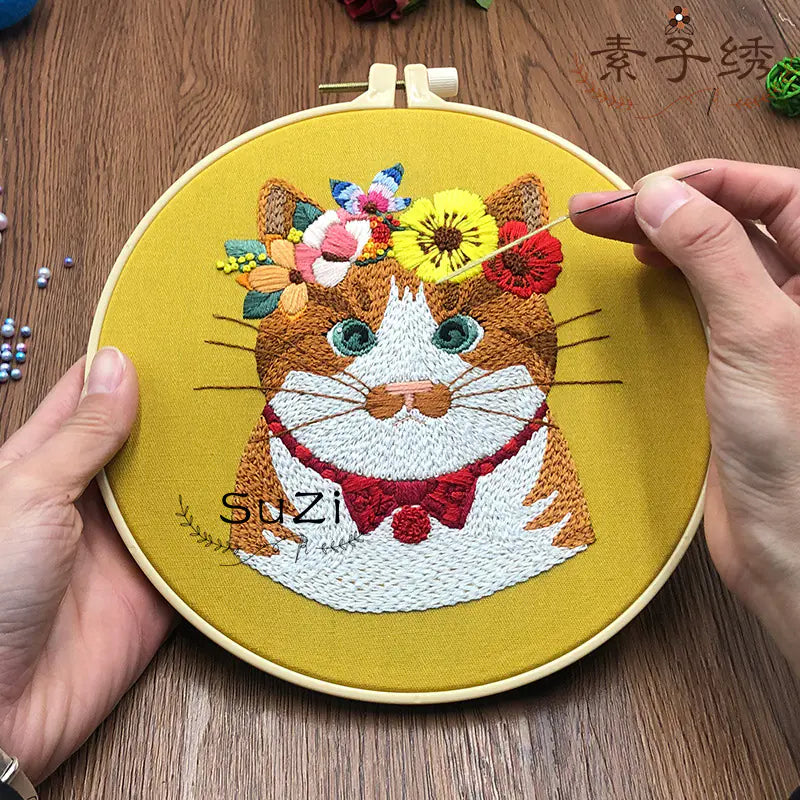 🐾 DIY Fabric Embroidery Kit – 4 Whimsical Cat Designs | Cotton & Linen Craft Set