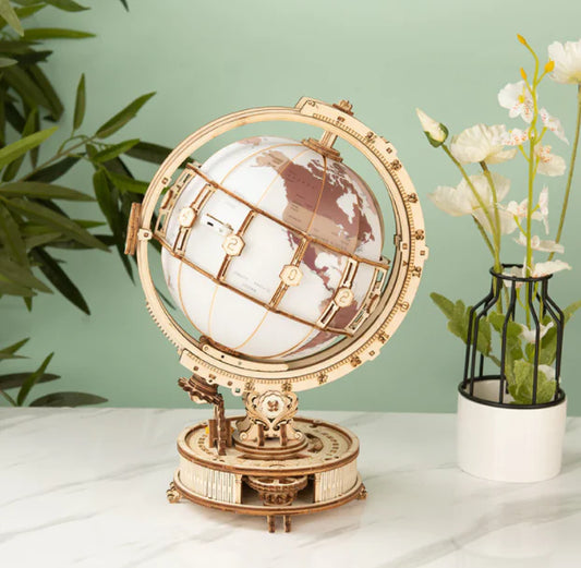 Globe Horizon – 3D Wooden Puzzle Model Kit with Rotating Axis (Ages 14+)