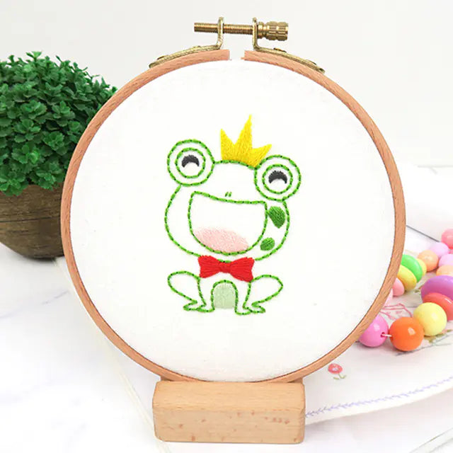 🧵 Beginner Embroidery Kit – Adorable Animal Collection (Complete DIY Set)