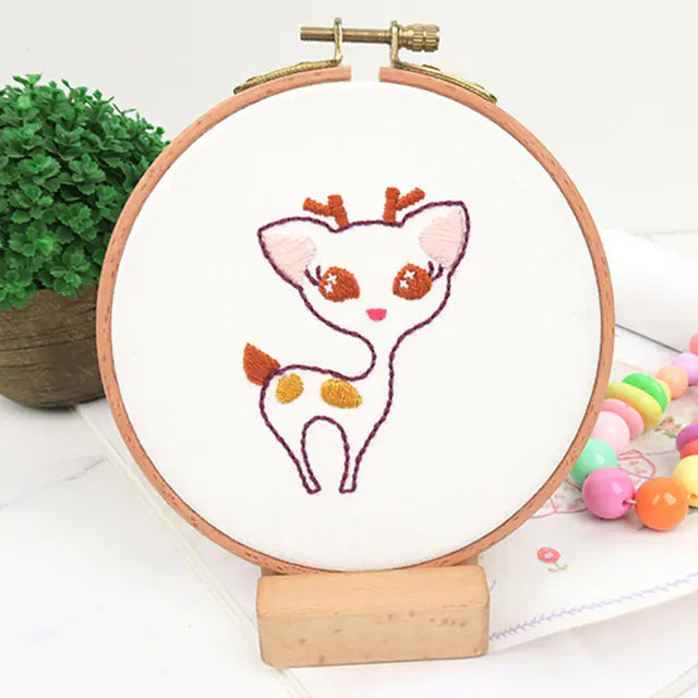 🧵 Beginner Embroidery Kit – Adorable Animal Collection (Complete DIY Set)