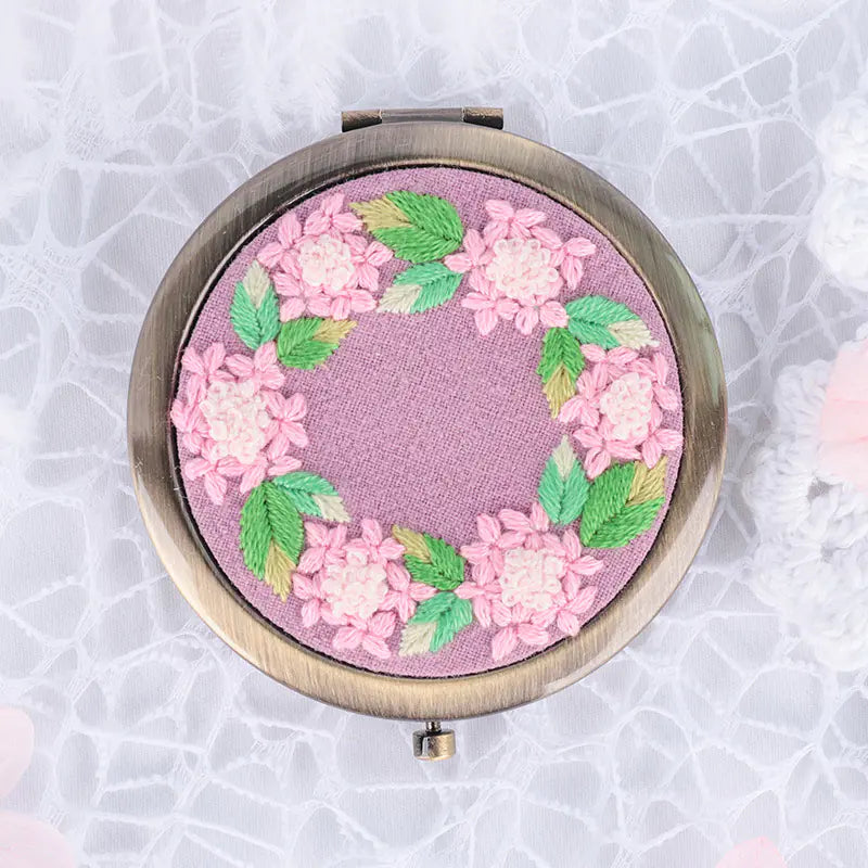 🌼 Flower Handmade Embroidery Mirror Craft – DIY Kit (9 Whimsical Variants)