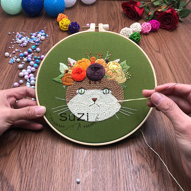 🐾 DIY Fabric Embroidery Kit – 4 Whimsical Cat Designs | Cotton & Linen Craft Set